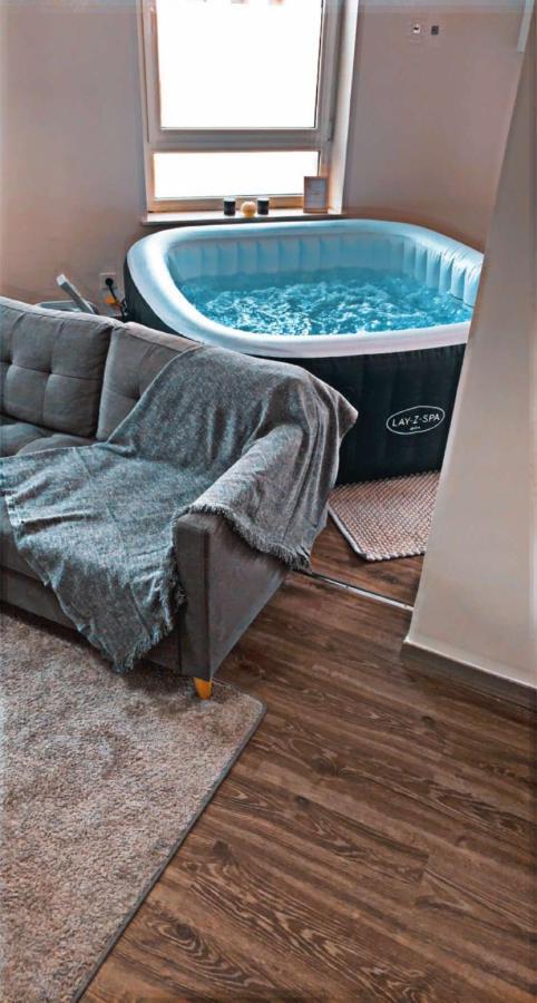 Appartement cosy et chaleureux avec jacuzzi Seraing Extérieur photo